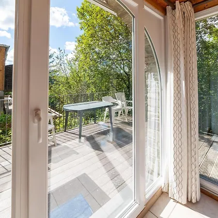 With Private Garden In The Heights Of *